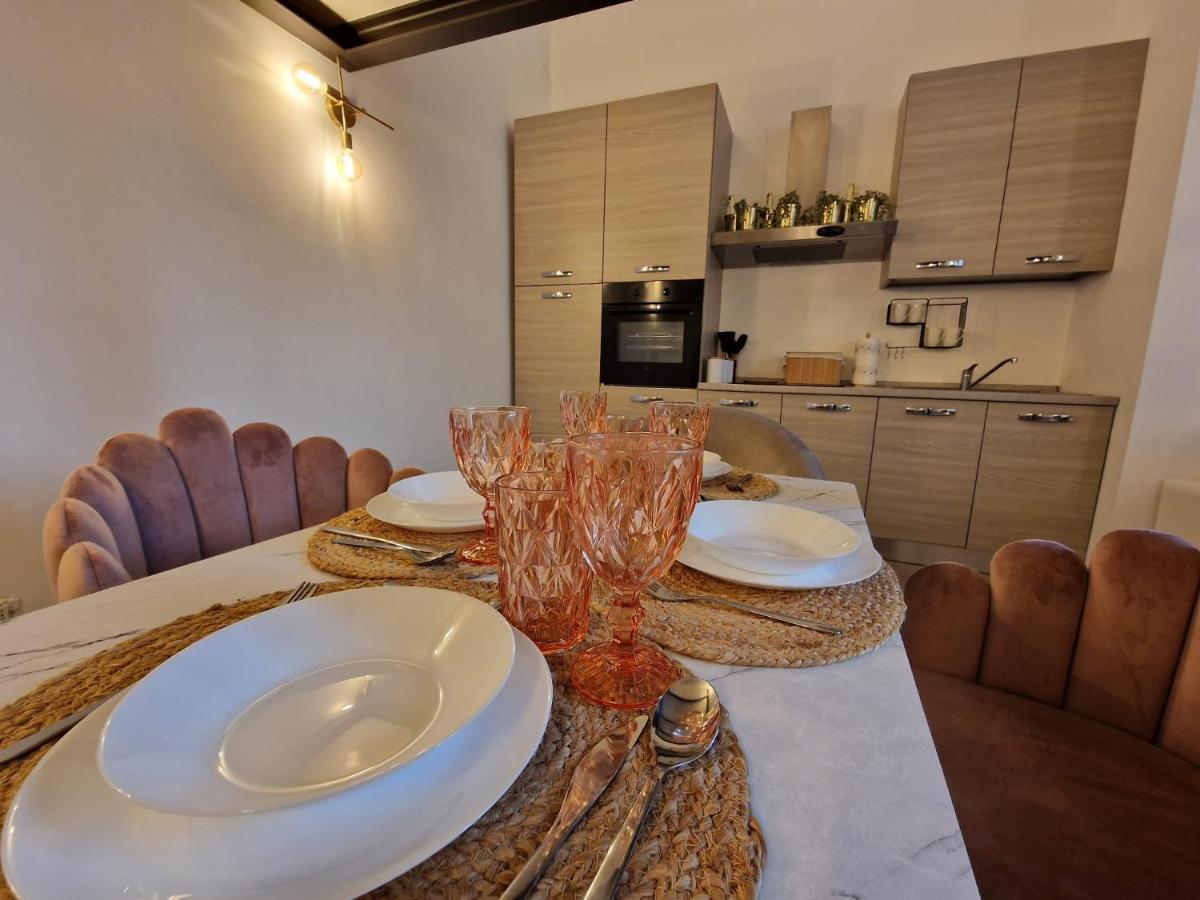 Appartamento Regina In Porta Romana 2 - Sky Tv, Wifi E Breakfast Box Milano